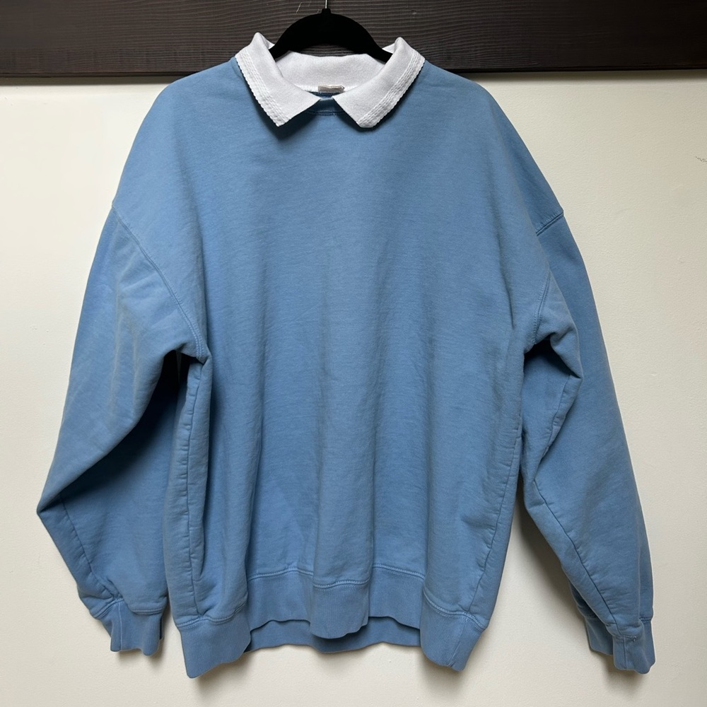 Brandy Melville Blue Oversized Crewneck Sweater with White Collar